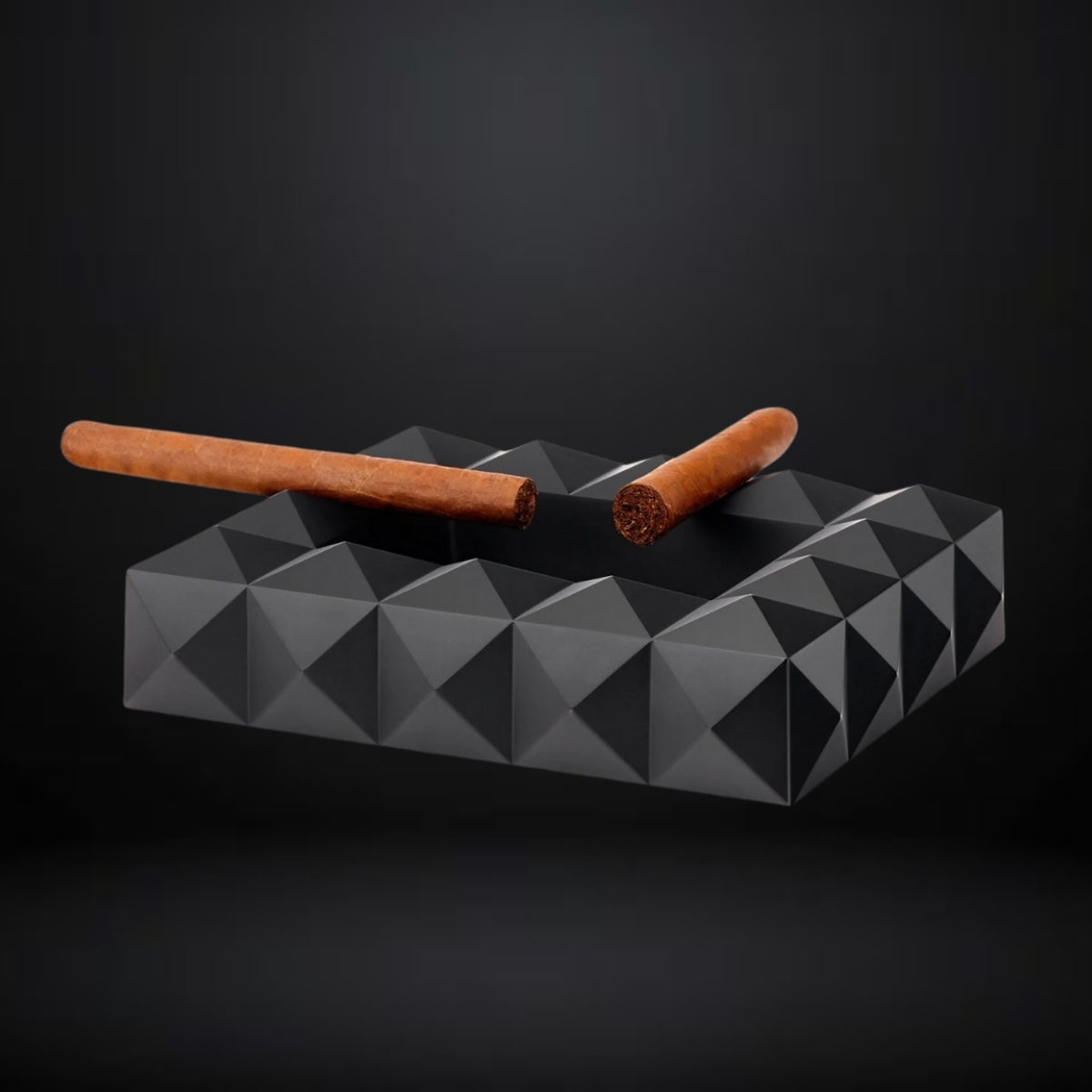 Colibri Quasar Cigar Ashtray – Black